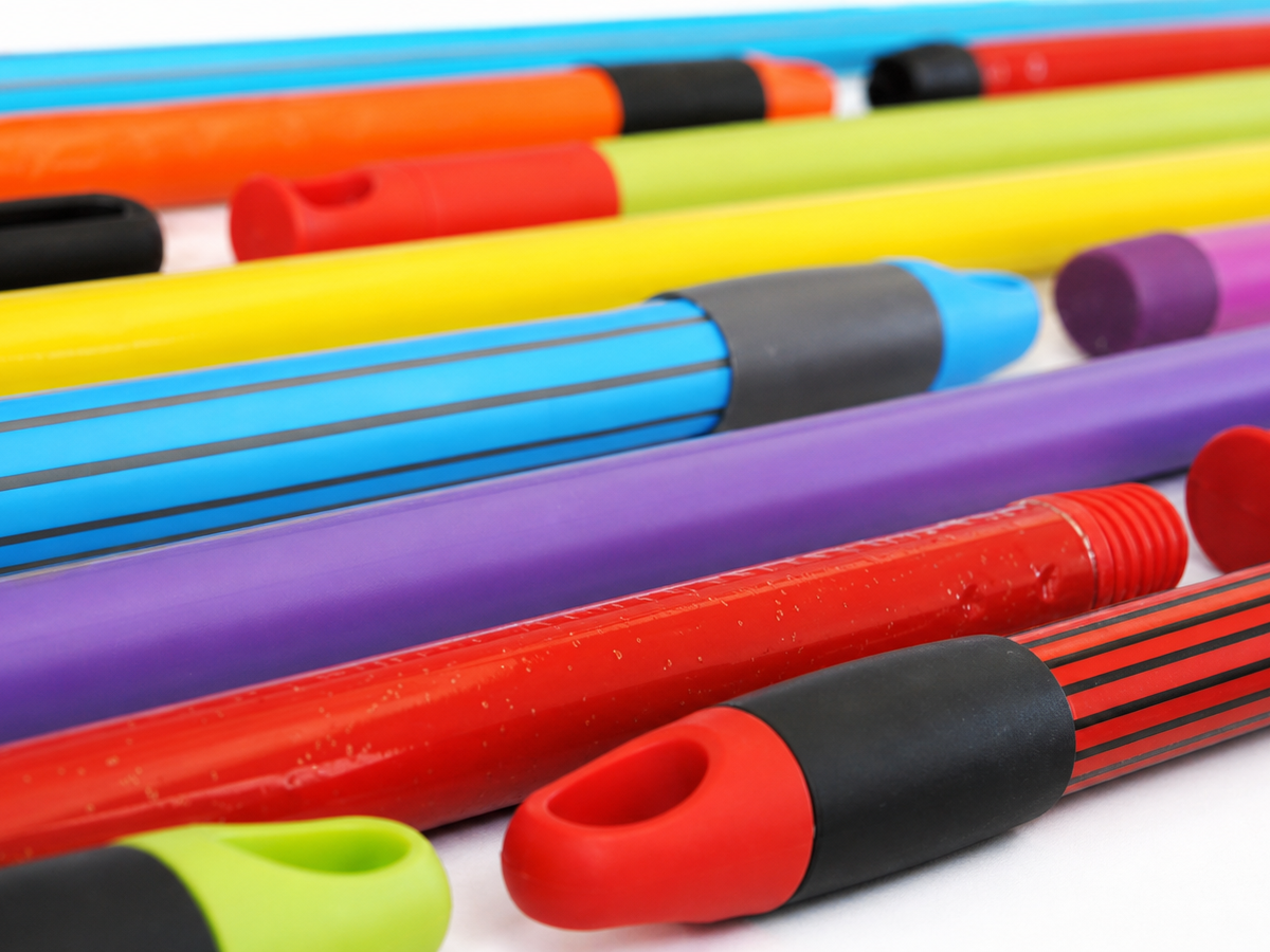 Manche Strong 140 cm en plastique